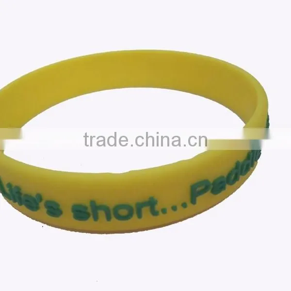Fast Delivery Small MOQ Cheap Custom Silicone Bracelets photo-4