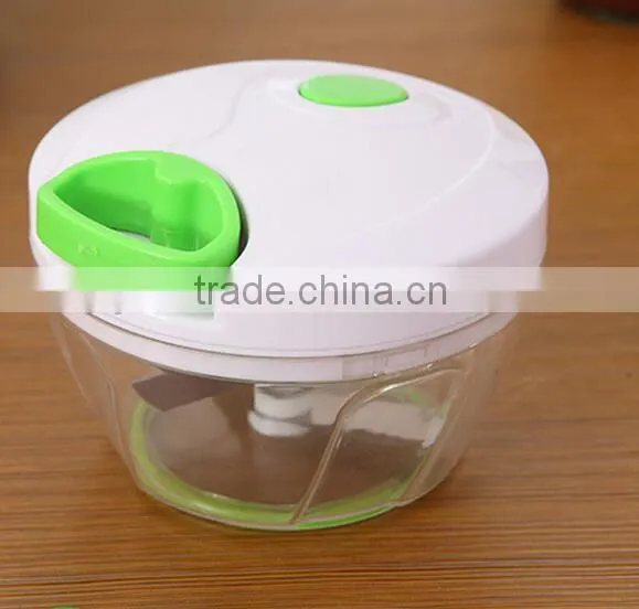 High Quality Mini Twist Chopper Multifunctional Hand Vegetable and Fruit Speedy Chopper photo-2