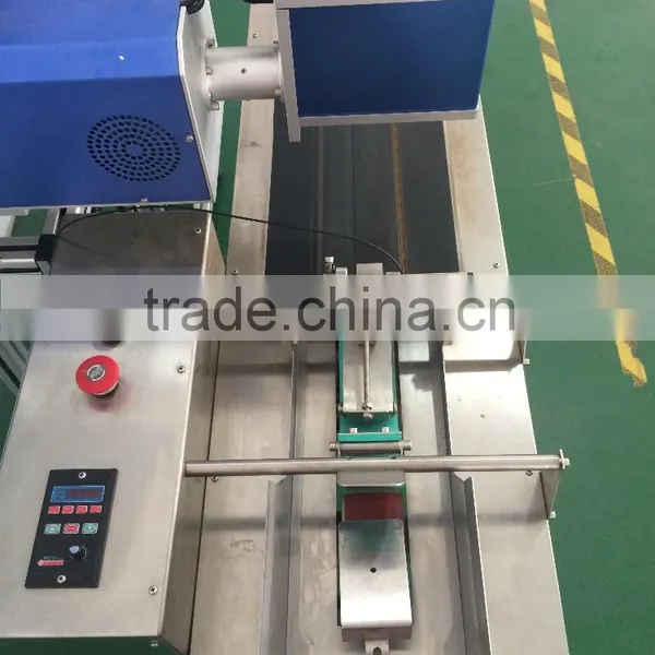 20w Metal Automatic Turntable Laser Marking Machine With CE photo-2