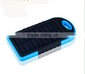 China Hot Sell Product Waterproof Mobile Phone Solar Power Bank Charger 8000mah photo-4