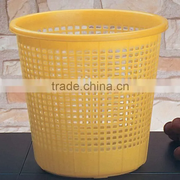 Plastic Dustbin