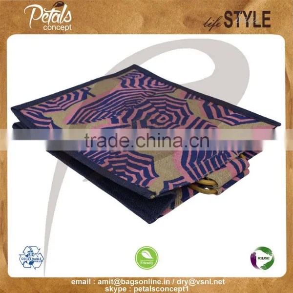PP Laminated Jute Three Bottle Wine Bag With Wooden Cane Handle photo-5