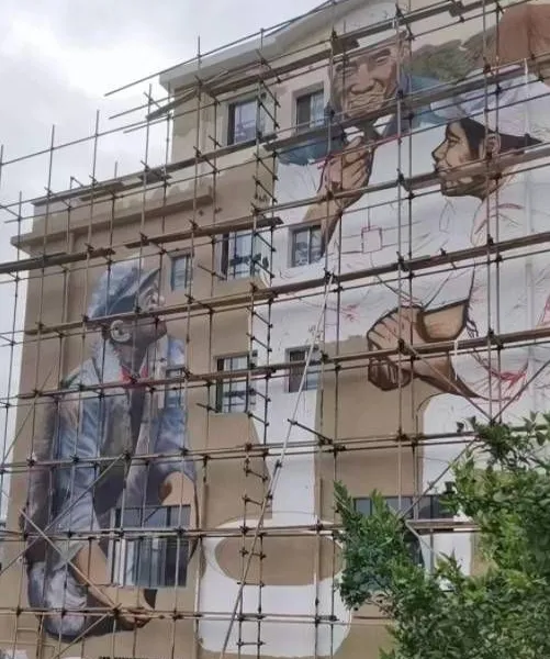 High - Altitude Wall Painting and Graffiti in High - Wall in Kashgar, Xinjiang. Hand - Painted Wall Graffiti Murals on Cooling Towers, Cooling Water Towers and Chimneys. Power Plant Beautification photo-2