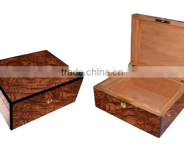Handmade Ebony Cigar Humidor and Cigar Box photo-4