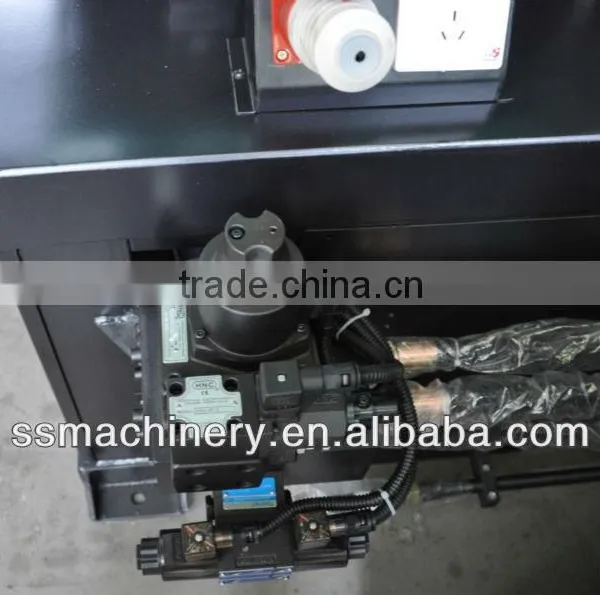 Good Price of Small Injection Moulding Machines photo-5