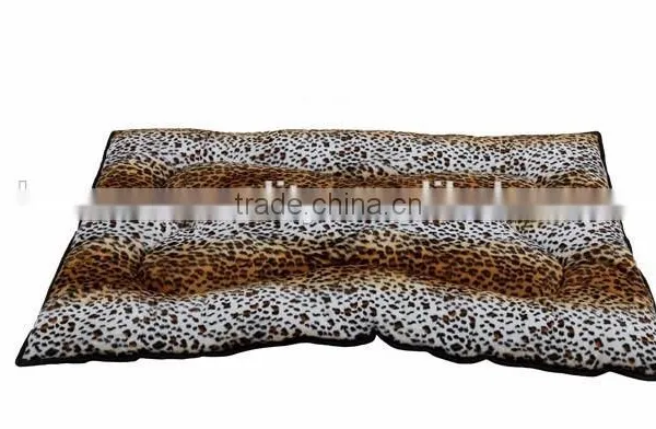 Pet Bed Very Soft Mat for Dog and Cat photo-3