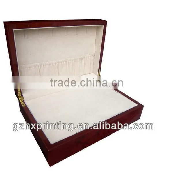 Luxury New Fashion Modern Wooden Box for Ring Display photo-3