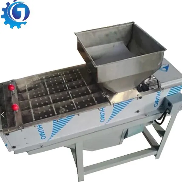 Best Quality Dry Way Almond Peanut Peeling Machine Half Splitting Machine Dry Peanut Splitting Machine photo-5