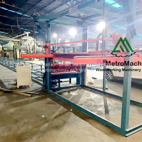 Automatic Woodworking Plywood Veneer Assemble Line/Core Veneer Paving Machine Line photo-4