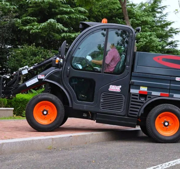 ZTY3600 Multi-functional Agricultural and Pastoral, Environmental Sanitation, and Construction Site Operation Vehicle photo-2