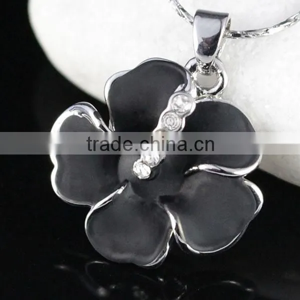Austrian Crystal Jewelry 18k Flower Necklace photo-5