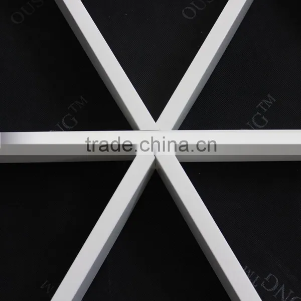 Rust Proofing Hot Sale Aluminum Commercial Triangle Open Grid Suspended Ceiling photo-3
