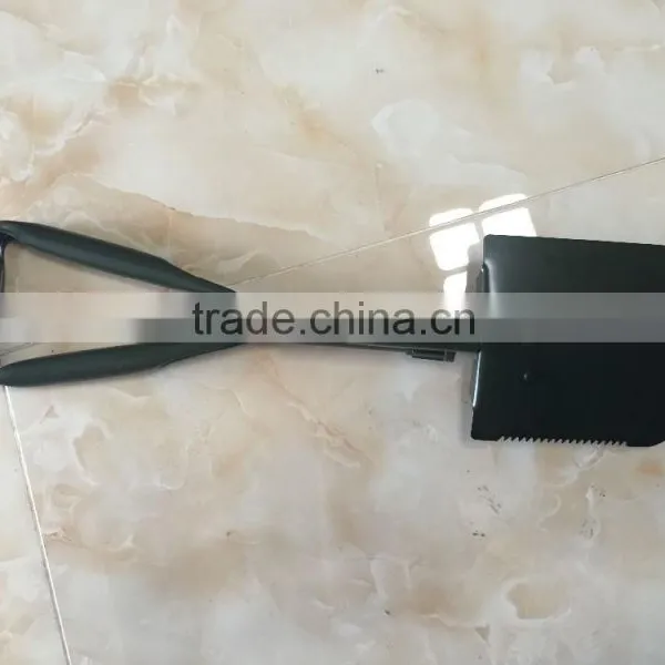 FOLDING SHOVEL