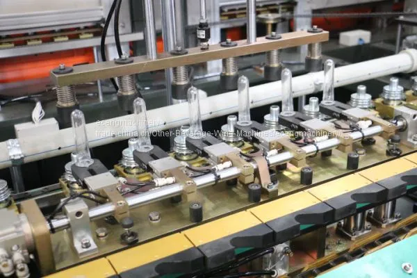 Pet Bottle Blowing Machine photo-2