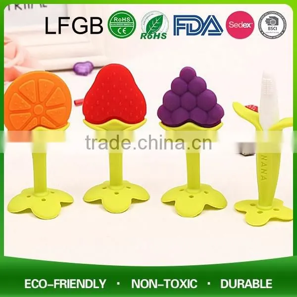 China Manufacturer BPA Free Food Grade Soft Giraffe Teether Silicone Baby Teether Chew Beads for Baby photo-2