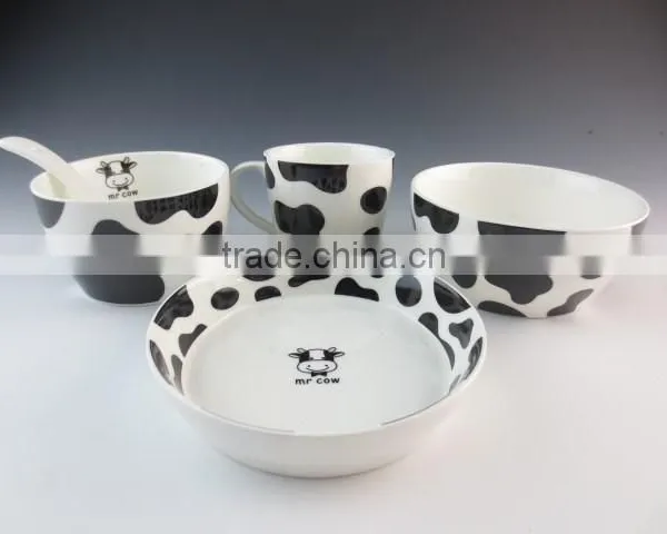 5pcs Lovely Design Fine Porcelain Type Dinner Set photo-2