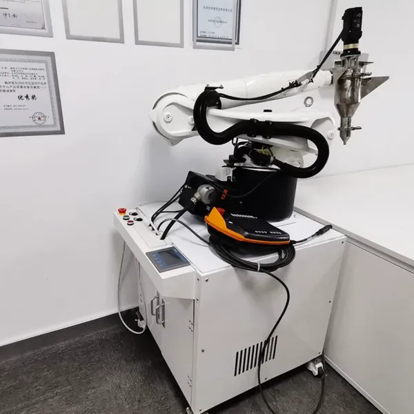 Desktop 3D concrete printing robot
