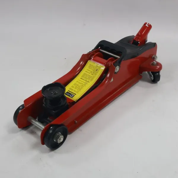 Standard Compliant Piston Hydraulic Floor Jack WY600y, Free Technical Support, Replacement Parts Available