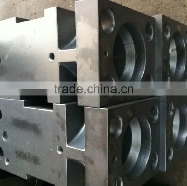 Front Head/ Back Head for Hydraulic Rock Breaker Hammer Spare Parts for Excavator Made in China photo-4