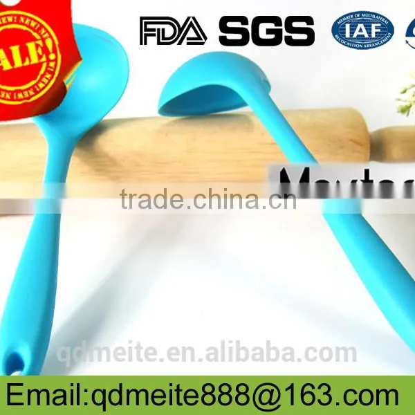Hot Sale Eco-friendly Silicone Utensils /silicone Spoon/ Turners