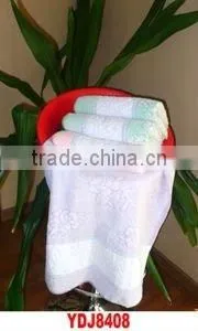 100% Cotton Yarn Dyed Jacquard Bath Towel