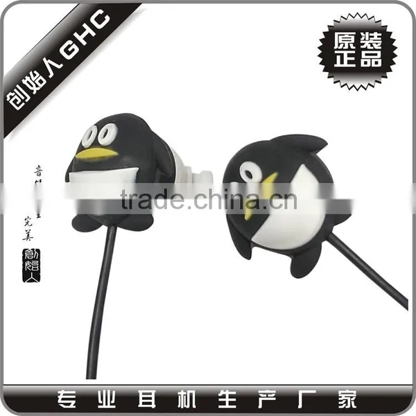 Cartoon Earbuds With Personalised Design and Free Samples Offered photo-4