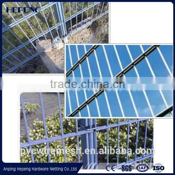 Professional Welded Steel Wire Double Wire Fence photo-3