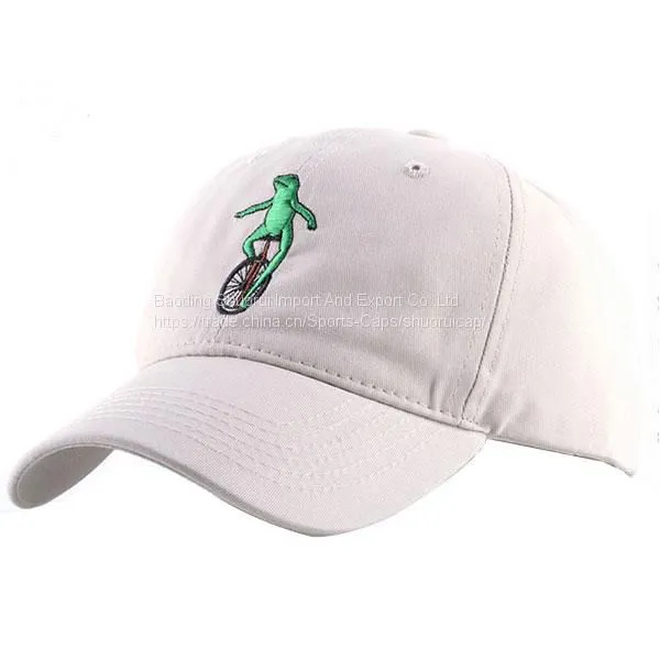 BASEBALL AND GOLF CAPS photo-2
