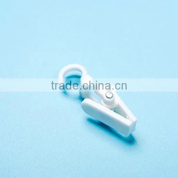 Durable Plastic Curtain Clamp Clips photo-2