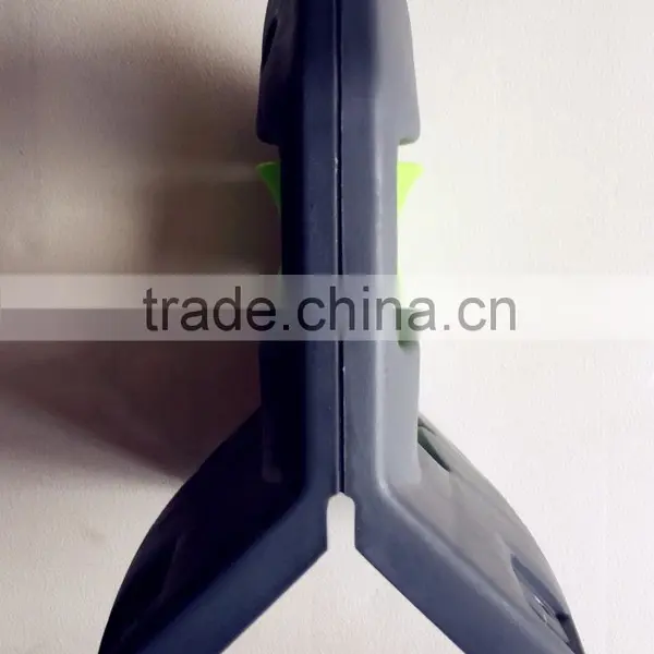 Wall Mounted Corner Plastic Garden Hose Guide photo-4