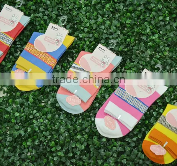 2015hot Sale Multicolor Cotton Socks for Girls and Women Fashion and Casual Socks photo-2