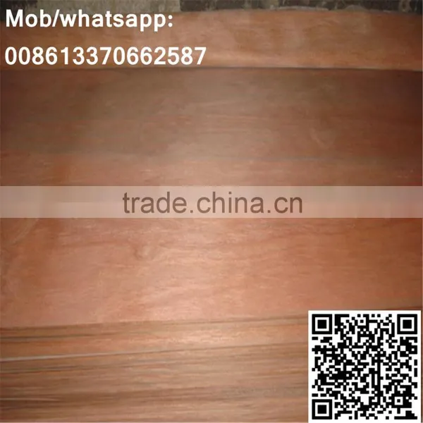 Red Cedar Wood Veneer