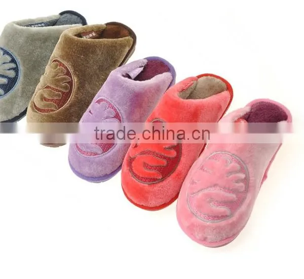 Wholesale Stock Small Order High Quality Coral Fleece Couple Thermal Shoes photo-3