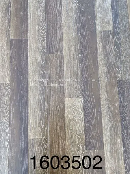 LAMINATE FLOORING photo-3