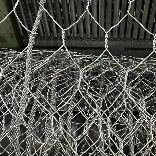 Reinforced Hexagonal Wire Mesh for Rockfall and Slope Protection Systems photo-4