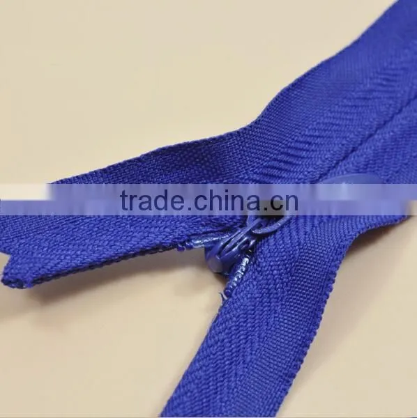 Closed End Auto Lock Invisible Zipper With White Tape photo-5