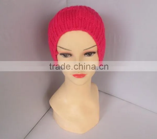 Wholesale Soft Material Knitted Acrylic Fuchsia Pom Pom Beanie photo-2