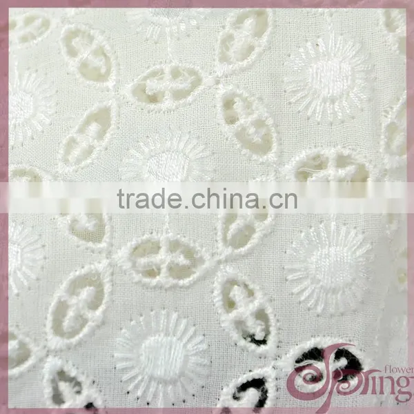 Off-white Hollow Out Small Floral Embroidery Fabric, Vintage Cotton Lace Fabric photo-6