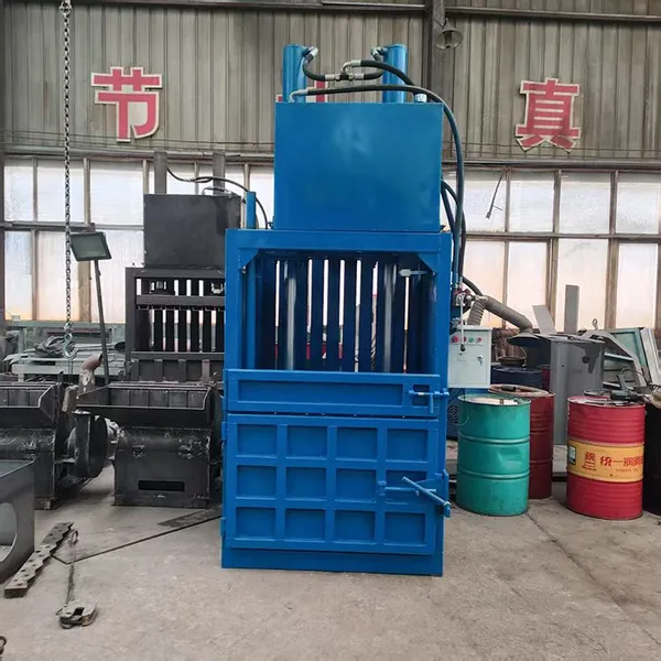 New Light Vertical Hydraulic Baler for Apparels for Waste Clothes Various Film Belt Bags Bottles Pouch Case Cans Wood Pump