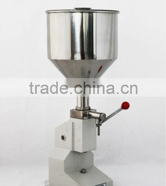 Manual Beverage Filling Machine