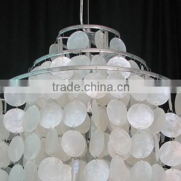 Seashell Pendant Lamp photo-2