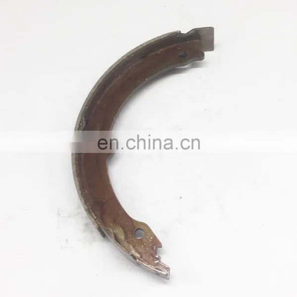 High Quality 46530-34010 Brake Shoes for Land Cruiser photo-3