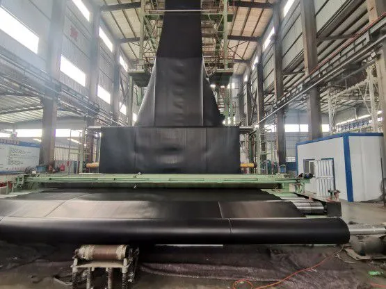 8m Wide 1.0mm Thick HDPE Geomembrane Pond Liner photo-3