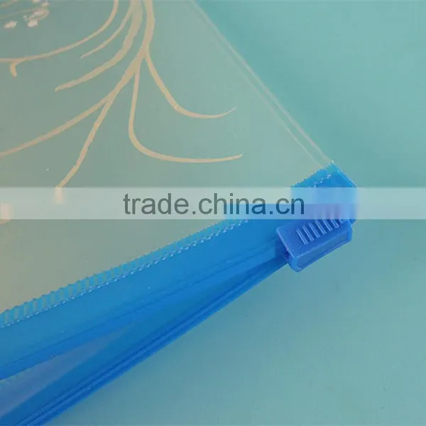 Degradable PVC Material Gift Bags/ Travel Bags With Zipper photo-6