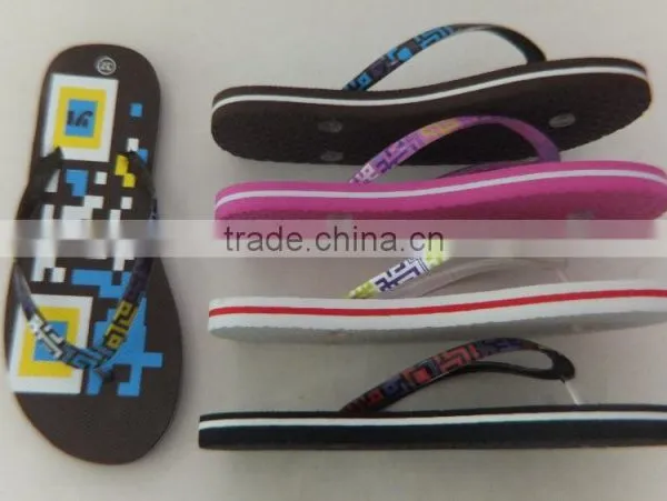2016 New Design of Ladies Slipper photo-2
