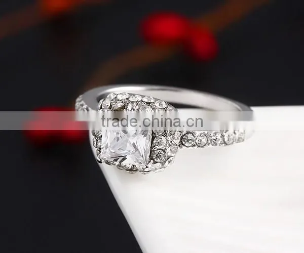 High Quality 14k Rose Gold Plated White Crystal With Big Square Zircon Ladies Rings for Wedding photo-3