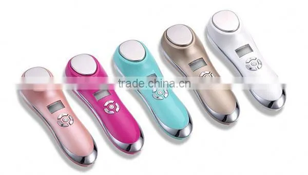 Rechargeable Handheld Hot Cold Hammer Pore Tightening Machine photo-3