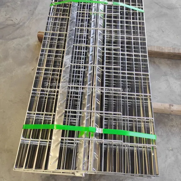 Supply and Welding Galvanized Steel Grating Platform Steel Grating Plate Steel Ladder Trench Cover Plate photo-5