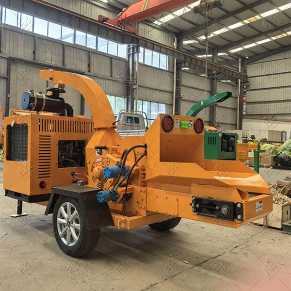Mobile Diesel Wood Crusher Machine 220V Wood Pulverizer for Garden Use Wood Chipper