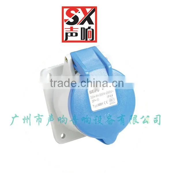IP44 Power Lock Electrical Material